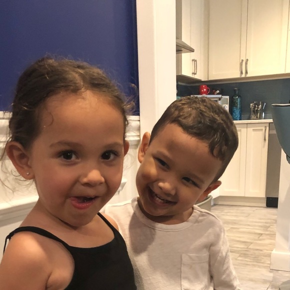 Meet your Posher, Edison - Picture 1 of 1